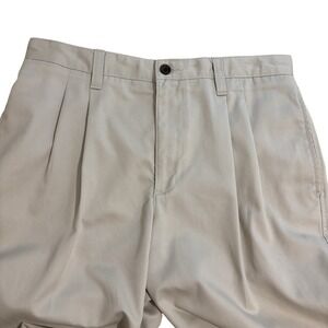 Eddie Bauer Double Pleated Chinos Mens 33 x 28 Beige Khaki Classic Fit Cotton